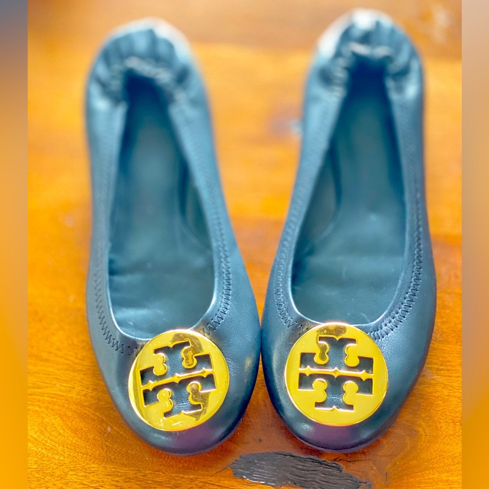 Tory Burch Black ‘Minnie’ Travel Ballet Flat, Size 7.5